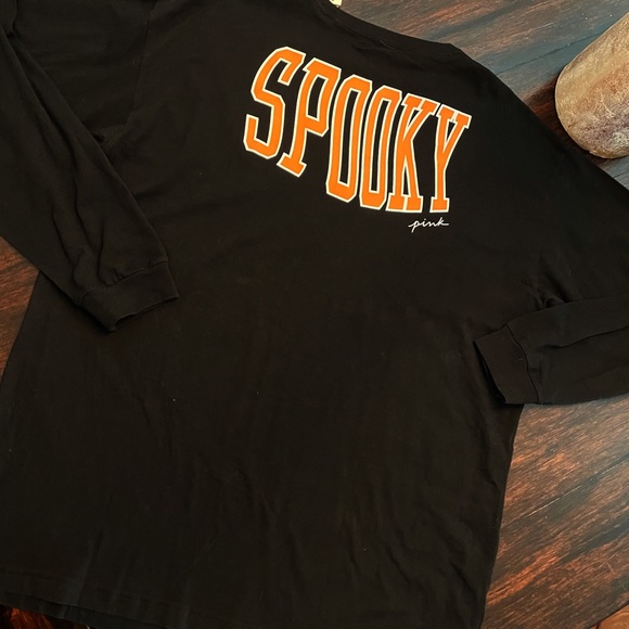 VS PINK spooky long sleeve shirt - Picture 3 of 3